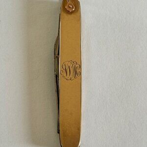 10kt gold pocket knife pendant